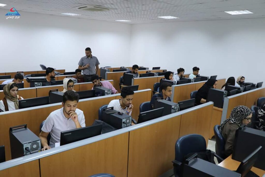 Students of the Faculty of Information Technology and linking databases